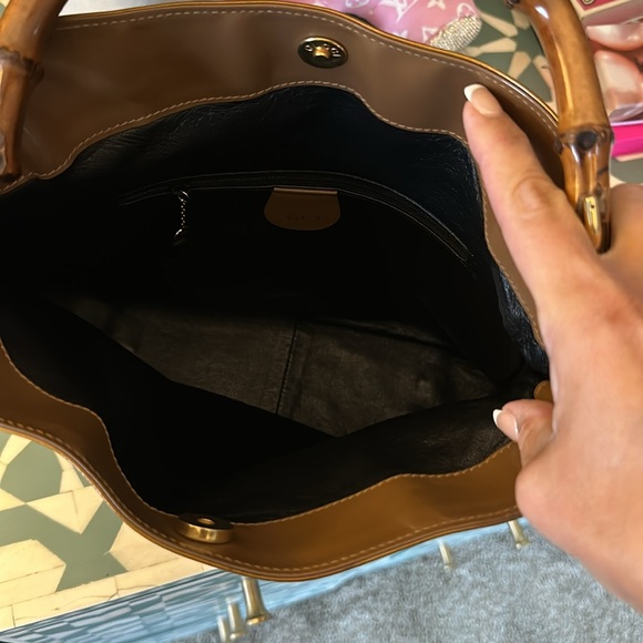 GUCCI Vintage 1970's Bamboo Shoulder Bag Enamel Bronzy/Gold - Picture 7 of 7